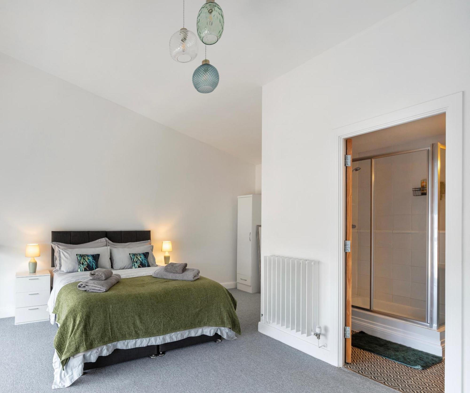 Excel, O2, Canary Wharf, London City Airport - Free Parking Exteriör bild